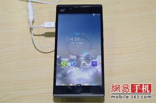 2013中国移动全球合作伙伴大会 手机与电脑科技盘点